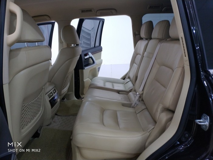 Bán Toyota Land Cruiser VX 4.6 sx 2016 tên công ty