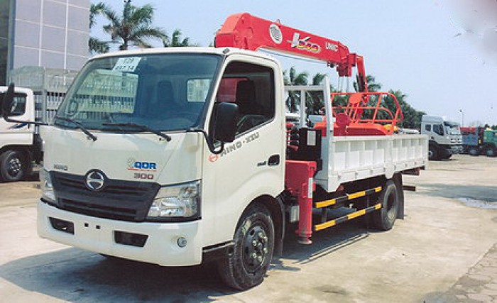 HINO XZU720L gắn cẩu 3 tấn UNIC model URV343 | Hỗ trợ khách hàng mua xe trả góp thủ tục nhanh gọn