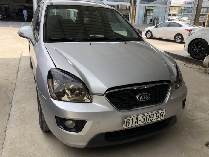 Bán Kia Carens S 2.0MT màu bạc số sàn sản xuất 2015 biển tỉnh đi 50.000km