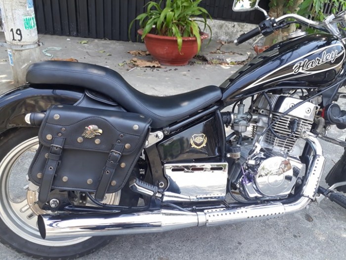 Cần bán lại xe moto rebel usa super harley.150cc.màu đen nano..nam tính..rất ngầu