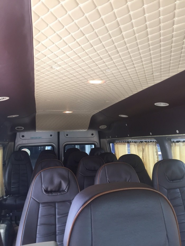 Bán Ford Transit sx 2018 màu ghi vàng full option