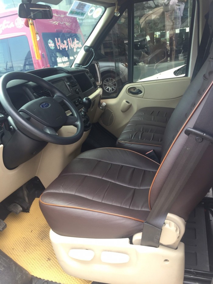 Bán Ford Transit sx 2018 màu ghi vàng full option