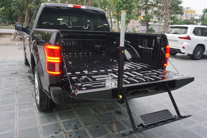 Ford F150 Limidted Màu Đen Full options Model 2019 Mới nhất Vn