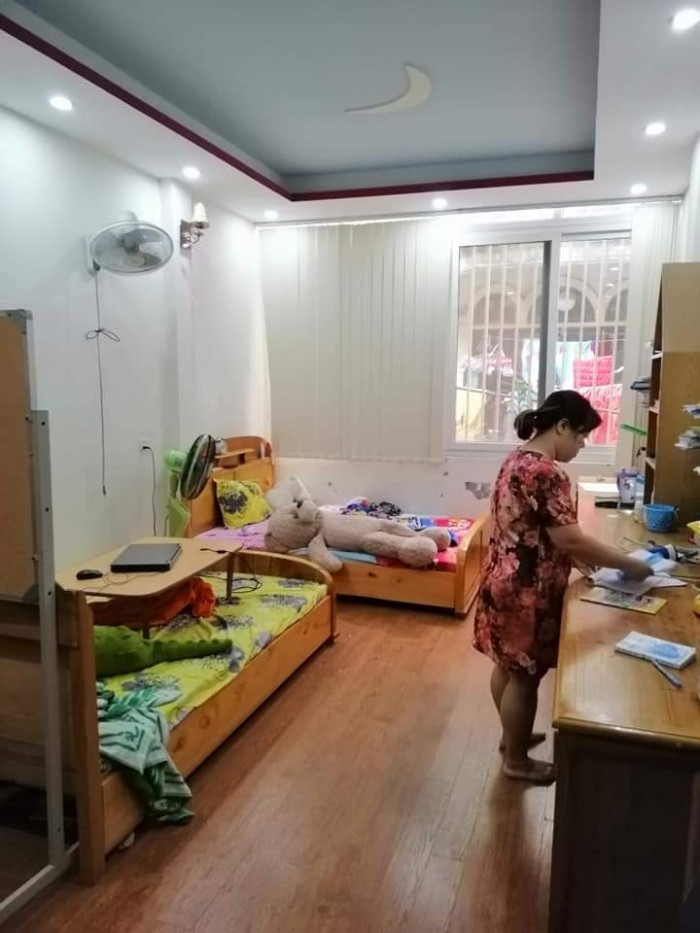 Nhà cực đẹp phố Văn Cao 44m2 3 tầng, ô tô cách 5m