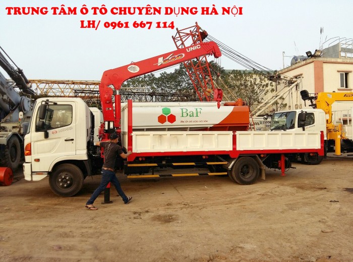 HINO FC9JLSW gắn cẩu 4 tấn 4 đốt UNIC model URV545 thùng dài 6m | Khuyến mãi 2% thuế trước bạ