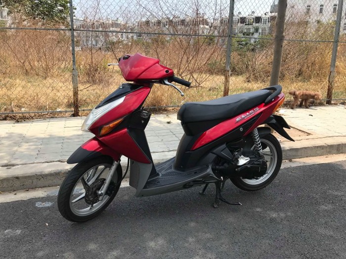 XE Click 110cc . chính hãng Honda.BSTP. màu đỏ