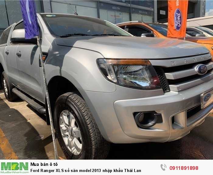 Ford Ranger XLS số sàn model 2013 nhập khẩu Thái Lan