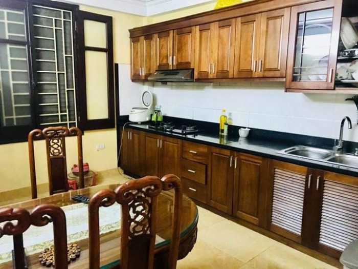 Bán nhà Vũ Tông Phan 40m2, 4 tầng, nhà đẹp, ngõ thông, 3.4 tỷ.