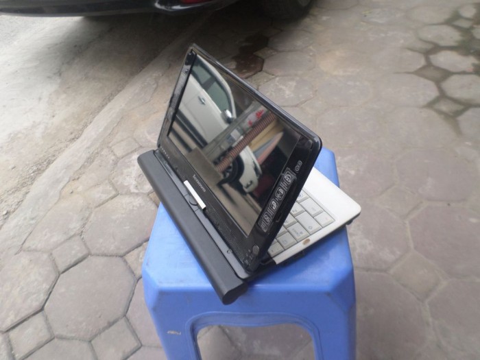 laptop cũ lenovo S10-3t, màn cảm ứng xoay 180 độ x2, pin 8cell, thanh lý giá gốc