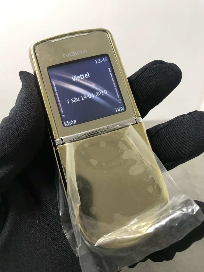 Địa chỉ bán Nokia 8800 Cirocco Gold chính hãng tại thành phố HCM2