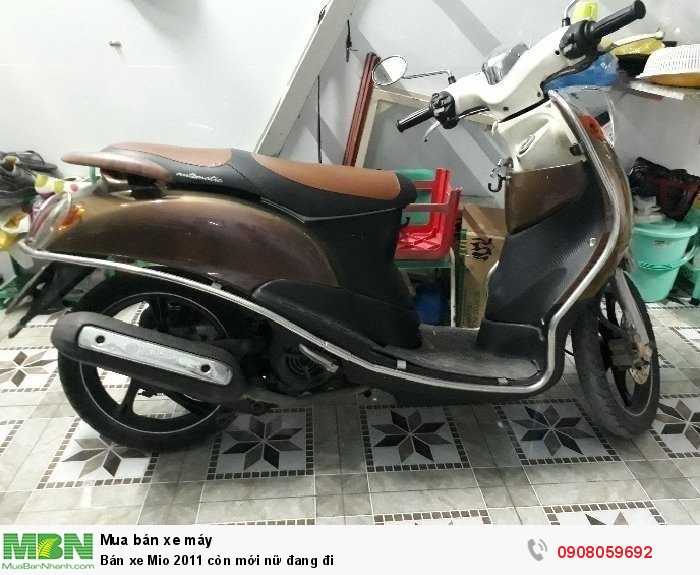 Bán xe Mio 2011 còn mới nữ đang đi