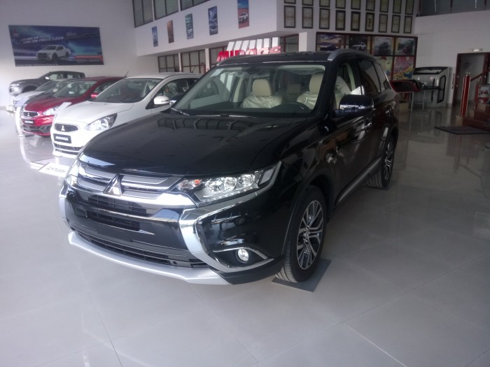 Mitsubishi Outlander 2019 giao ngay giá tốt!