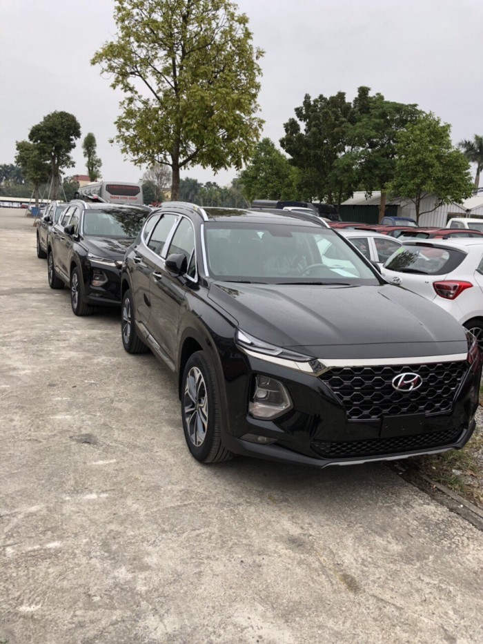 Hyundai Santafe 2019 đầy đủ phiên bản giao ngay!