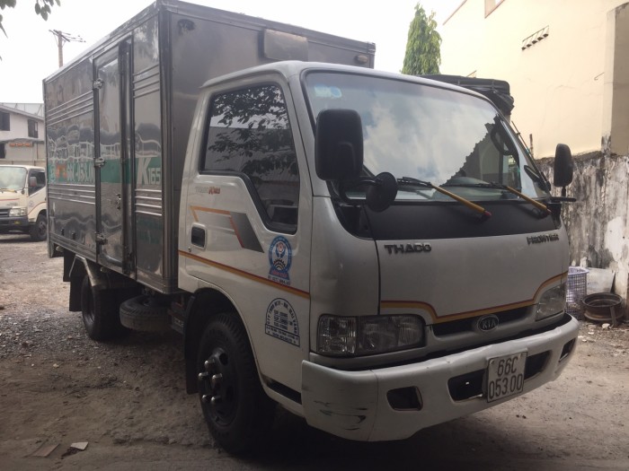 Bán Kia k165 2016 cũ thùng kín full inox