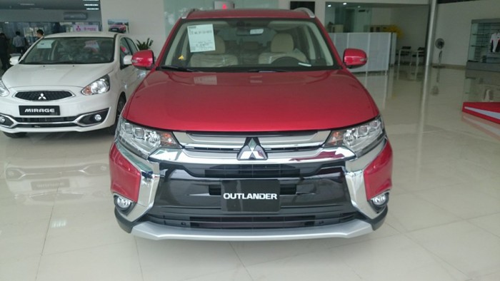 Xe Mitsubishi Outlander