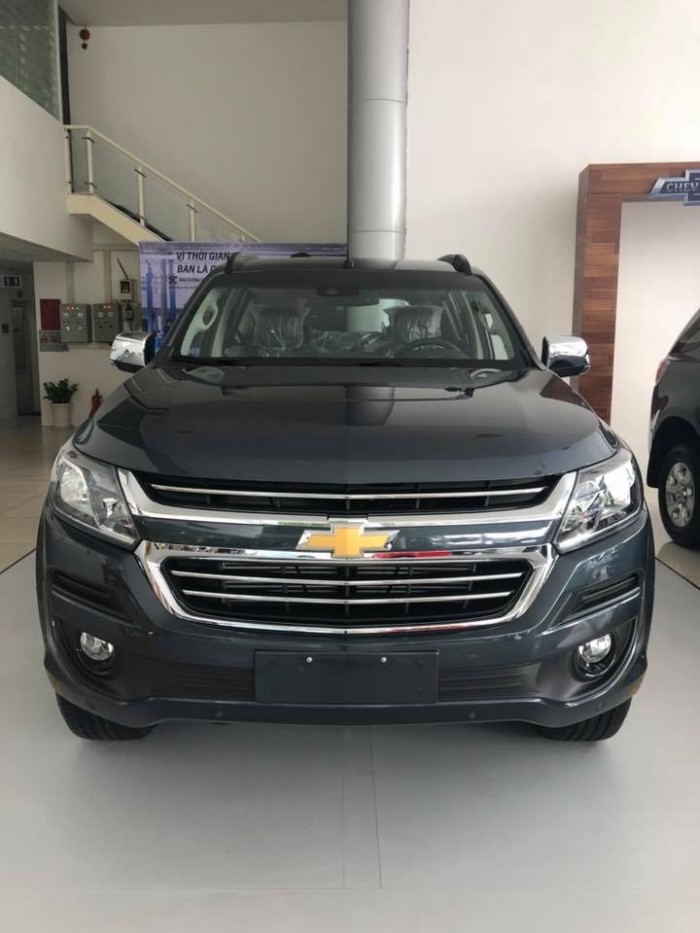 Xe Chevrolet Trailblazer Cao Cấp - 7 Chỗ Số Tự Động