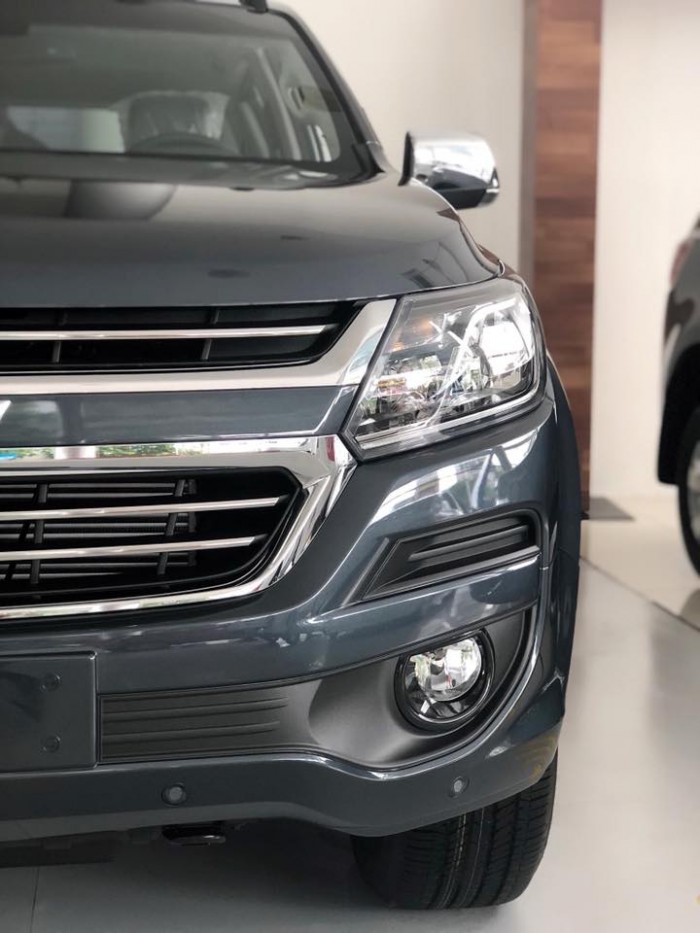 Xe Chevrolet Trailblazer Cao Cấp - 7 Chỗ Số Tự Động