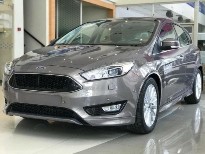 Ford Forcus Mới Khuyến Mại Khủng Có Sẵn Giao Xe Ngay