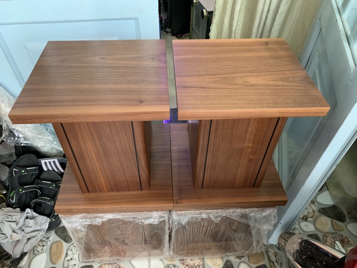 Chân Loa Bookshelf Gỗ