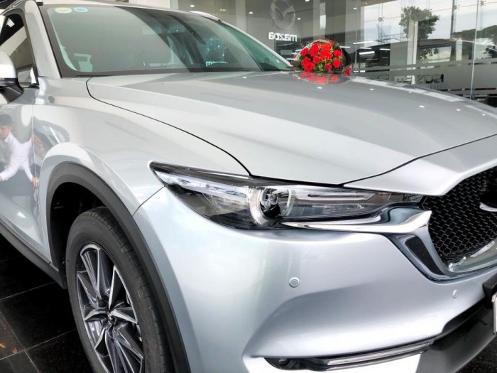 Còn Duy Nhất 01 Xe Mazda CX5 2.0 Màu Bạc Vin 2018 - Giảm Cực Nóng Hơn 80Tr Tiền Mặt + Tặng Bảo Hiểm Vật Chất + Gói Phụ Kiện