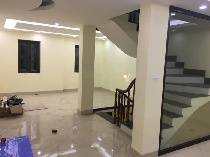 Cho thuê nhà liền kề Gia Quất, Long Biên 50m2, 4 tầng, 20tr/tháng