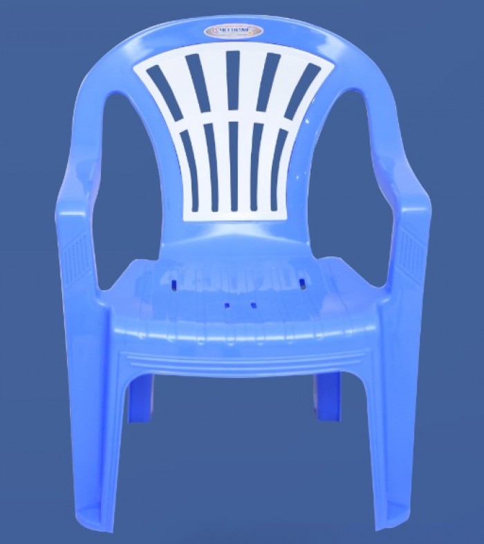 Giá các loại ghế nhựa dùng trong gia đình và quán ăn2