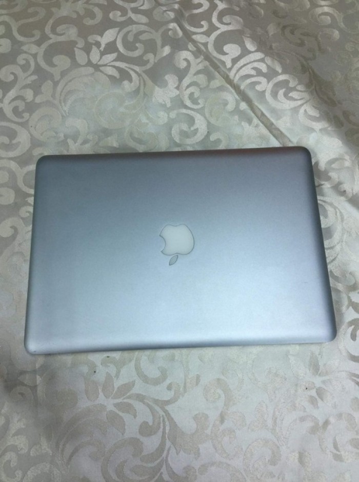 [Rẻ Vô Địch ] Macbook Pro 2010 ram 4gb HDD 320gb Màn 13inch Cực Đẹp Sang Chảnh -Tặng PK3