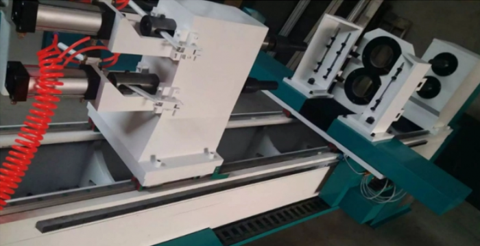 Máy tiện gỗ CNC 3D / máy tiện gỗ đưa phôi tự động giá rẻ3