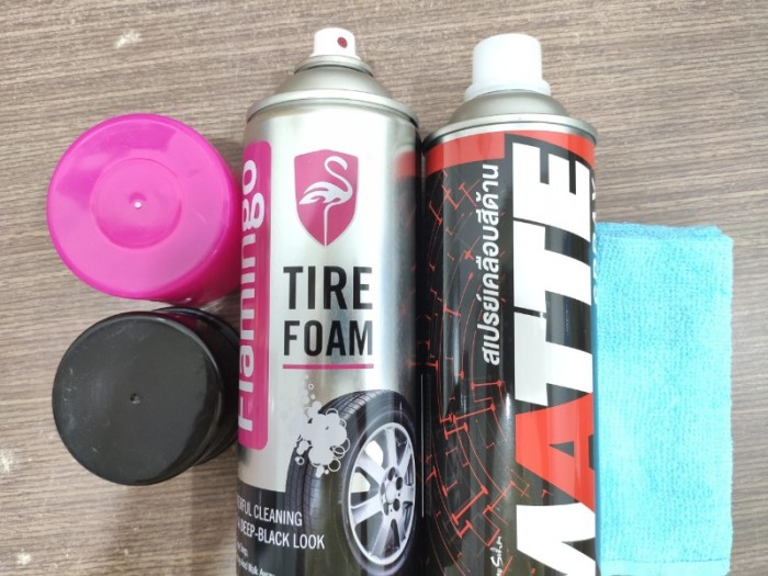 Combo Làm Sạch Lốp Dưỡng Nhựa Nhám Lube71 Matte Flamingo TIRE Kèm Khăn