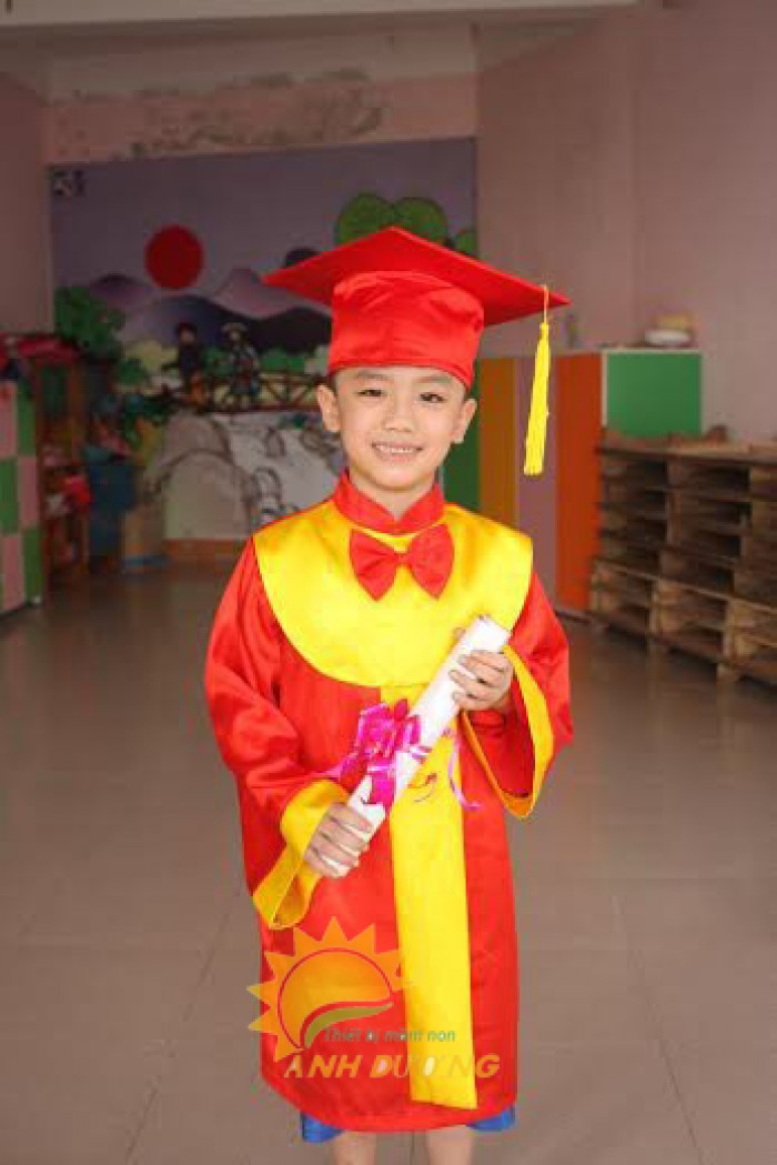 Cung cấp lễ phục tốt nghiệp cho trẻ em mầm non giá rẻ, chất lượng cao4