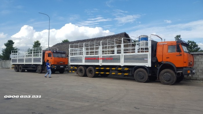 Bán 5 tải thùng Kamaz 4 giò đăng kí  2017 & 2018