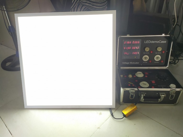 Đèn led Panel 600x600 – 48w cao cấp giá sỉ 380k.4