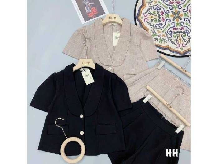 Set vest nữ phối quần đùi, bộ đùi nữ thời trang đơn giản áo cổ v tay ngắn |  Shopee Việt Nam