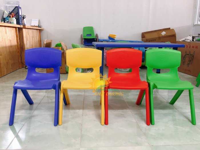 Chuyên cung cấp bàn ghế nhựa cao cấp cho trường lớp mầm non, gia đình3