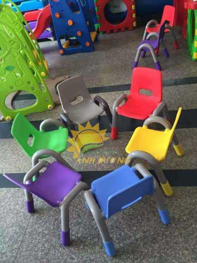Chuyên cung cấp bàn ghế nhựa cao cấp cho trường lớp mầm non, gia đình0