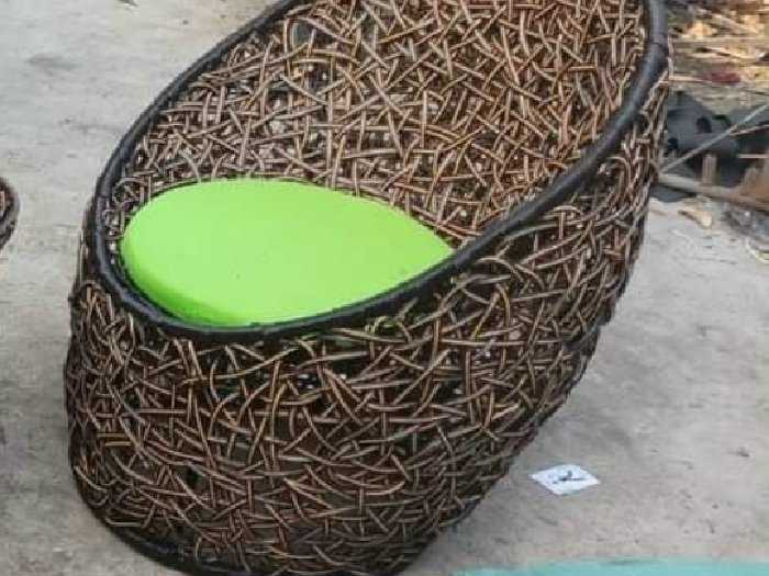 Ghế trứng đan gối có nhiều màu sắc giá s2