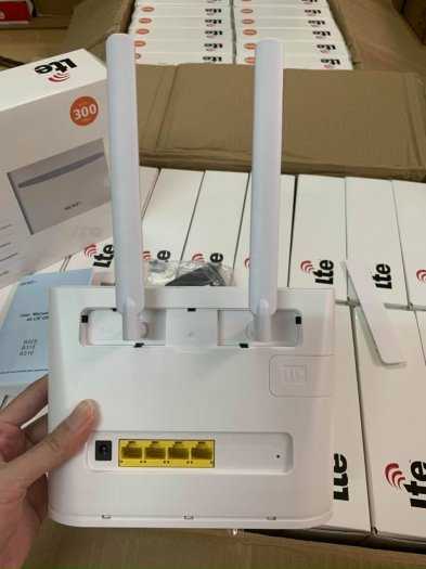 BỘ phát wifi từ sim 4G ROUTER cpe B525 - lắp ô tô khách 32 user tặng 2 Anten