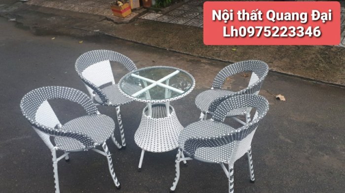 Chuyên sản xuất các loại bàn ghế nhựa giả mây cafe giá rẻ1