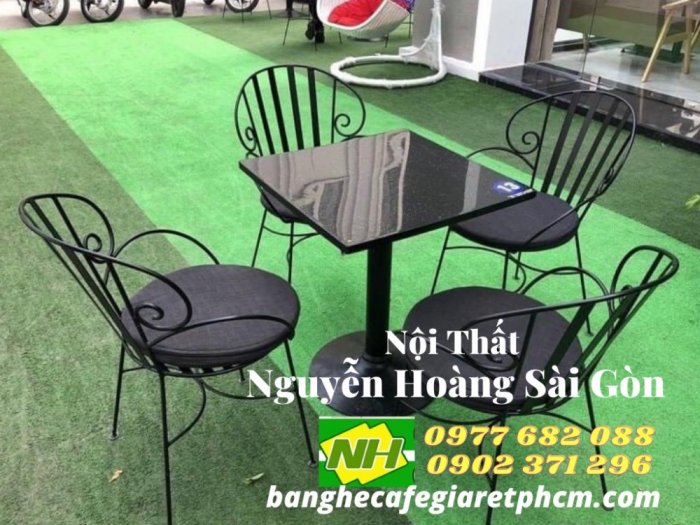 Bộ bàn ghế sắt nệm ngoài trời,phòng lạnh tuyệt đẹp