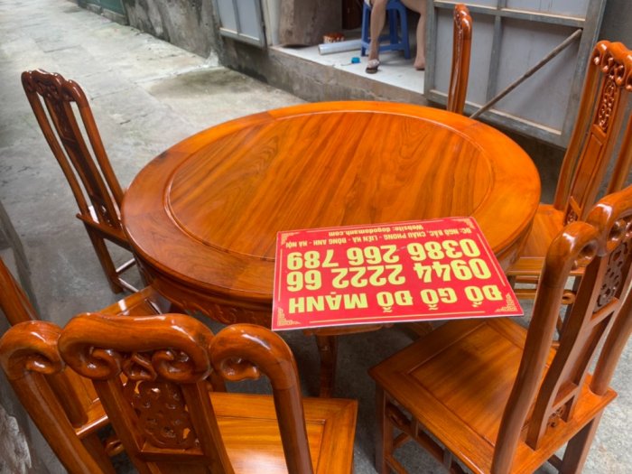 Bộ bàn ghế ăn kiểu bàn tròn gỗ gụ1