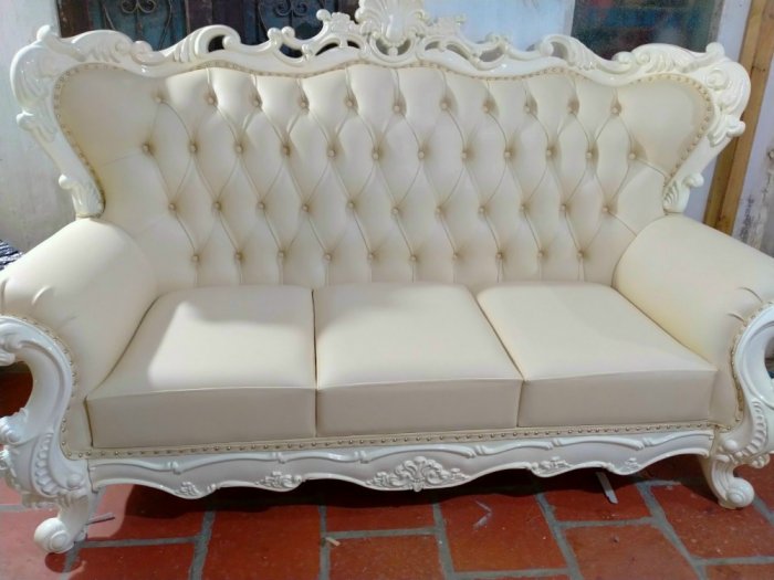 Bí quyết chọn lựa bộ ghế sofa cổ điển phù hợp nhất cho phòng khách| Nội thất Kim Anh13