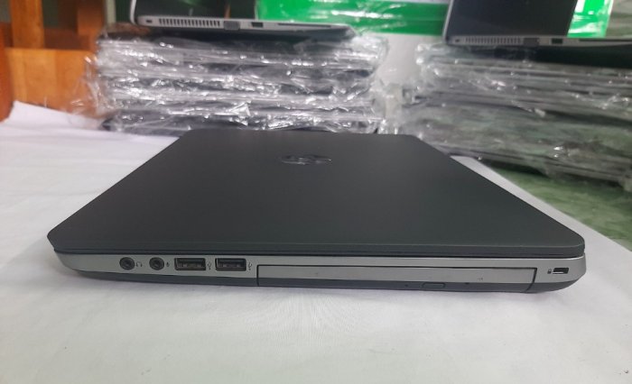 Laptop HP450G1. Core i5 4321M. RAM 4GB. SSD 128GB2