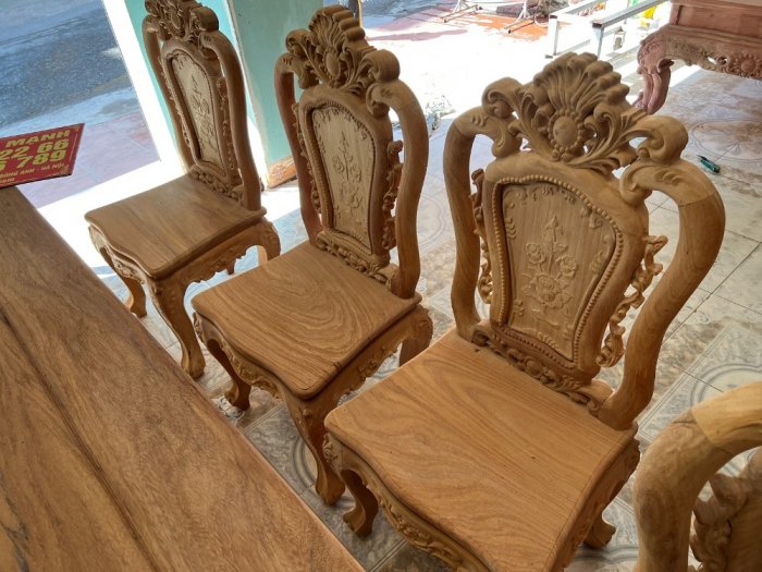Bộ bàn ghế hoa lá tây đục 2 mặt ván tràn gỗ gõ đỏ . Mẫu 0118