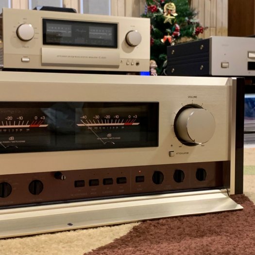 Accuphase E-3055
