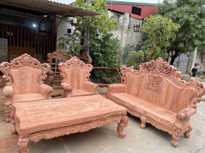 Bộ bàn ghế hoàng gia nguyên khối gỗ hương đá5