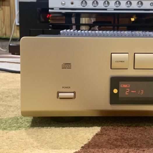 CD Accuphase DP-55V7