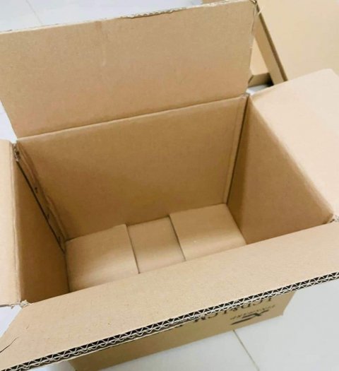 Thanh lý thùng carton 5 lớp ( 38x28x28 cm)0