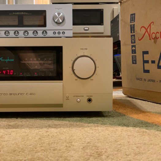 Amply Accuphase E-4607