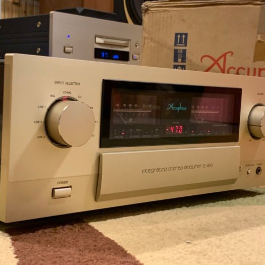 Amply Accuphase E-4605