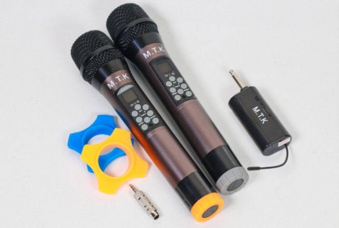 Micro không dây MTK 1A chỉnh được tất cả chức năng Karaoke trên thân Mic0
